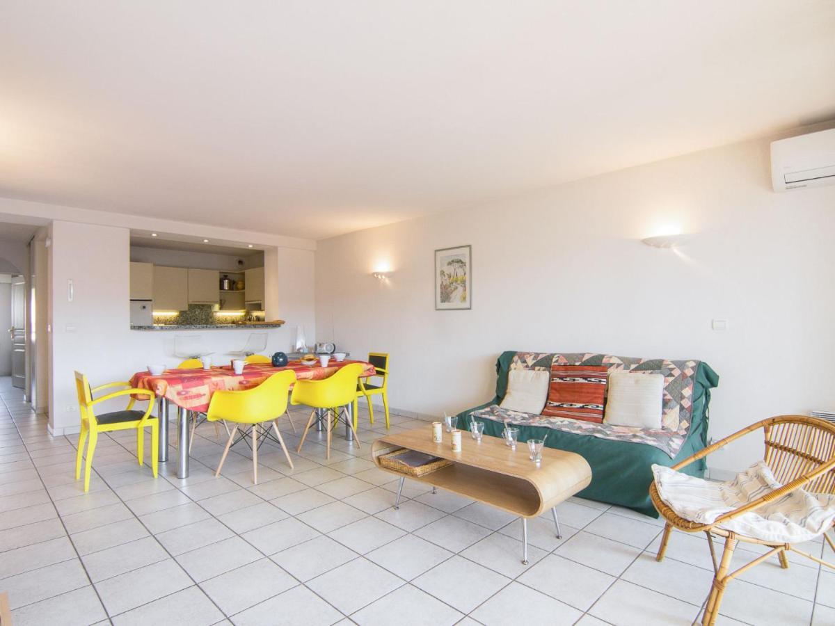 Apartment Le Magellan-2 By Interhome Saint-Raphaël Eksteriør billede